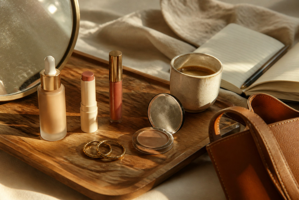 How to Find Makeup Inspiration That Actually Fits Your Face